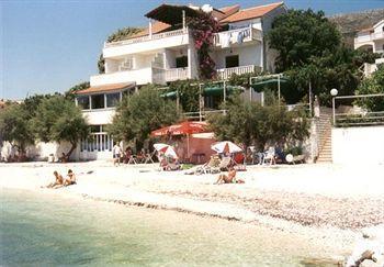 Mario Guest house Podstrana